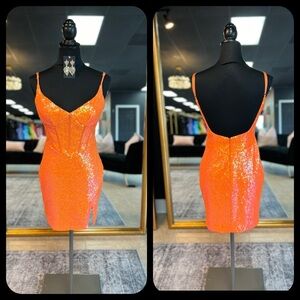 NEW ORANGE SEQUIN COCKTAIL HOMECOMING DRESS SIZE 4